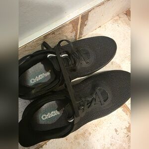 OrthoFeet Women's Athletic Walking Shoes - Black